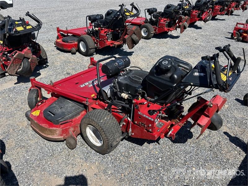 Exmark Turf Tracer X-Series Stand-On Lawn Mower Vrtni traktor kosilnice