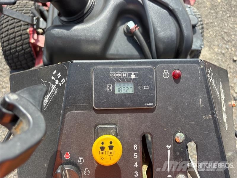 Exmark Turf Tracer X-Series Walk-Behind Lawn Mower Rijmaaiers