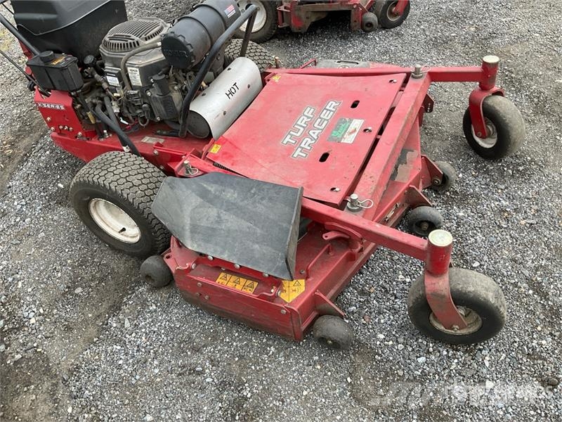 Exmark Turf Tracer X-Series Stand-On Lawn Mower Vrtni traktor kosilnice