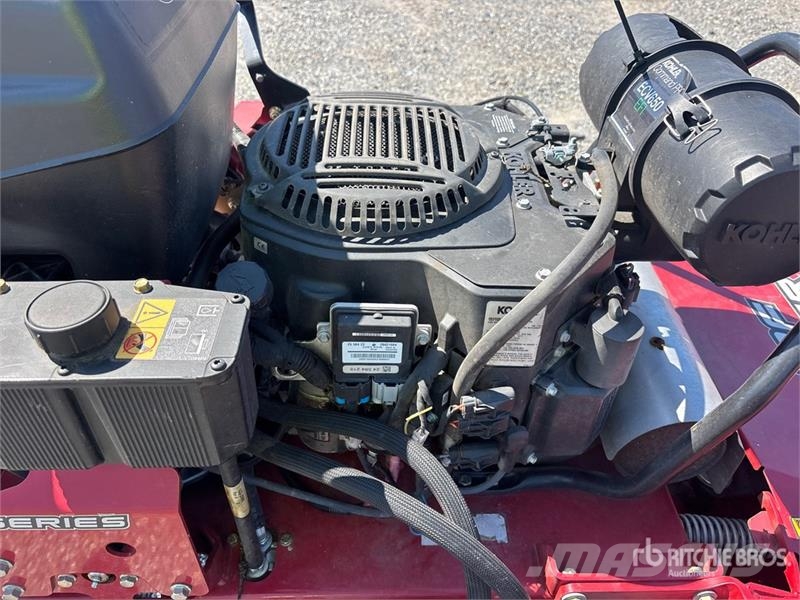 Exmark Turf Tracer X-Series 4x2 Stand-On Lawn Mower Vrtni traktor kosilnice