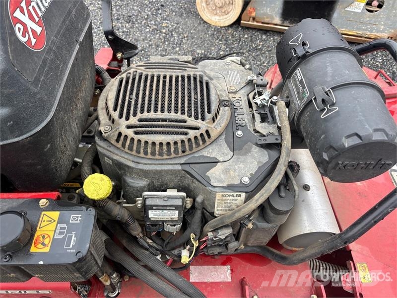 Exmark Turf Tracer X-Series 4x2 Stand-On Lawn Mower ركوب الحشائش