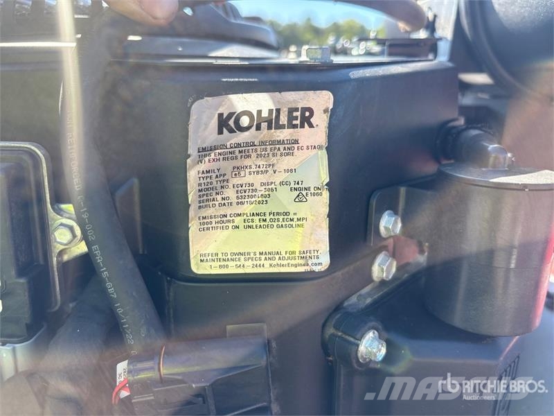 Exmark Turf Tracer X-Series 4x2 Ride-On Lawn Mower Vrtni traktor kosilnice