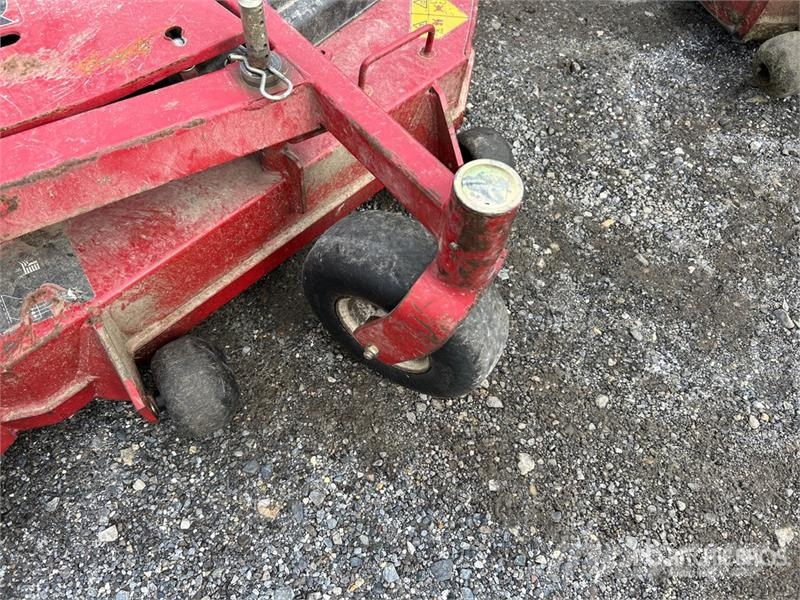 Exmark Turf Tracer X-Series Stand-On Lawn Mower 乗用・自走モア/芝刈り機