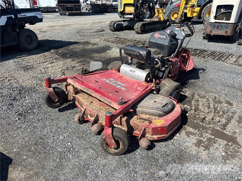 Exmark Turf Tracer X-Series 4x2 Stand-On Lawn Mower 騎乘式割草機
