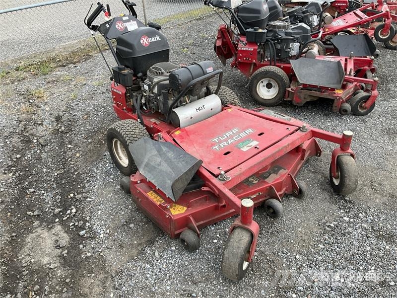 Exmark Turf Tracer X-Series Stand-On Lawn Mower Vrtni traktor kosilnice