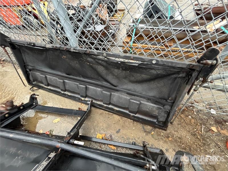 Exmark UltraVac Mower Catching System 其他農業機械