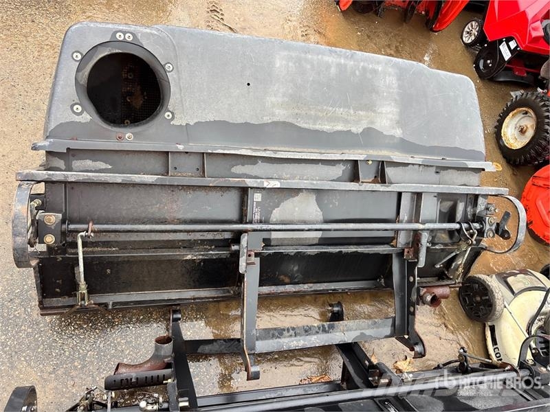 Exmark UltraVac Mower Catching System Сільгосптехніка - Інші