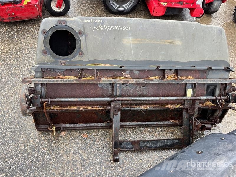 Exmark UltraVac Mower Catching System 其他農業機械