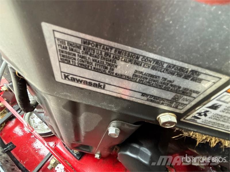 Exmark Vertex Stand-On Lawn Mower Самохідні газонокосарки