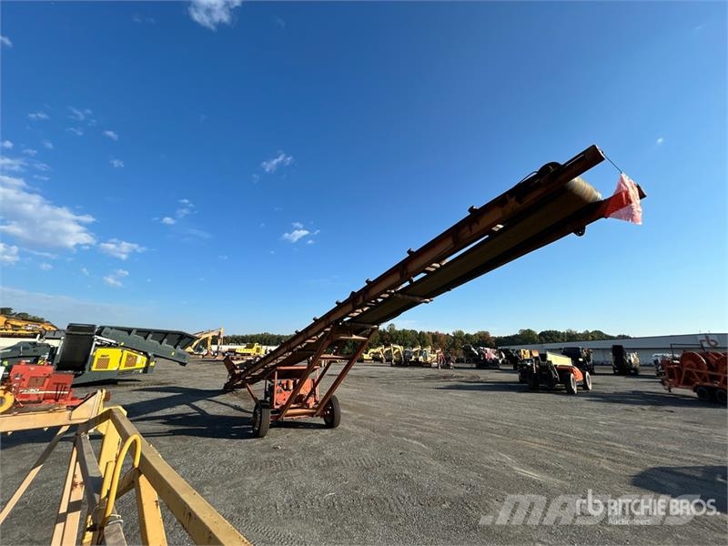 Extec 30 in x 60 ft Portable Stacking Conveyor Bouw - Overige