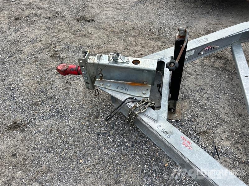 Felling FT-10IT 18 ft T/A Tilt Deck Trailer (Inoperable) Low loaders