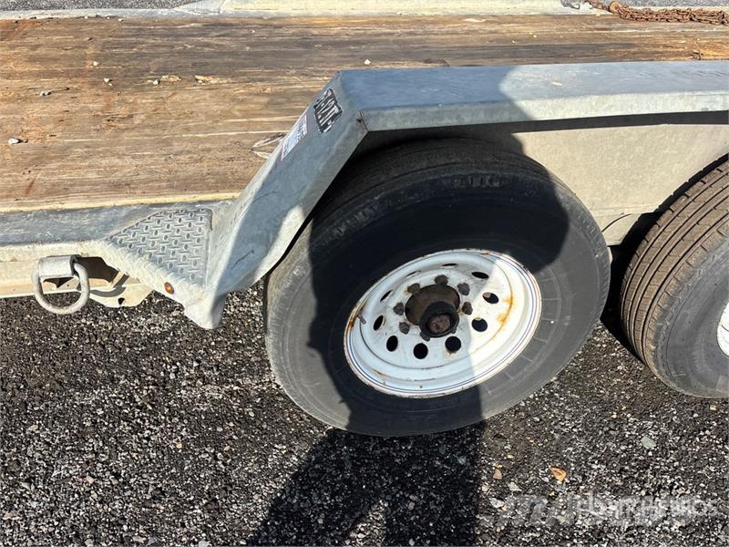 Felling FT-12 IT-I-G 12 ft Tri/A Tilt Deck Trailer Nizki nakladalci