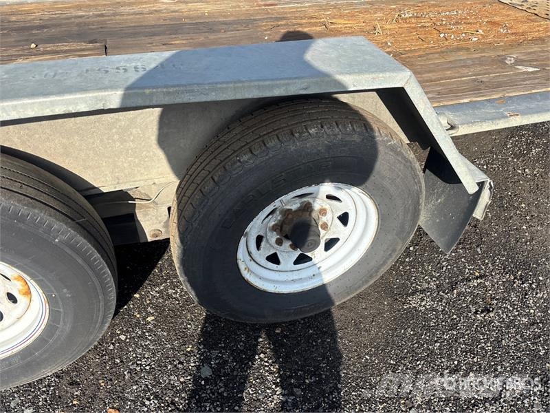 Felling FT-12 IT-I-G 12 ft Tri/A Tilt Deck Trailer Nizki nakladalci