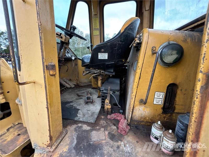 Fiat-Allis 745D Wheel Loader Фронтальні навантажувачі