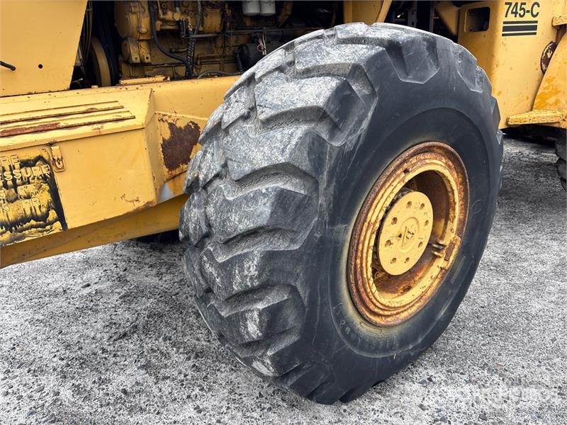 Fiat-Allis 745D Wheel Loader Фронтальні навантажувачі