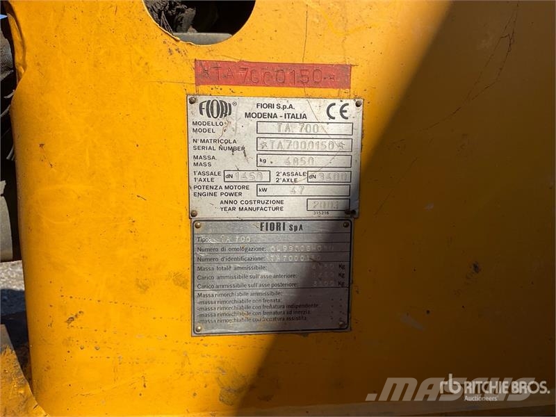 Fiori TA700 4x4 Backhoe Loader (Inoperable) Экскаваторы-погрузчики