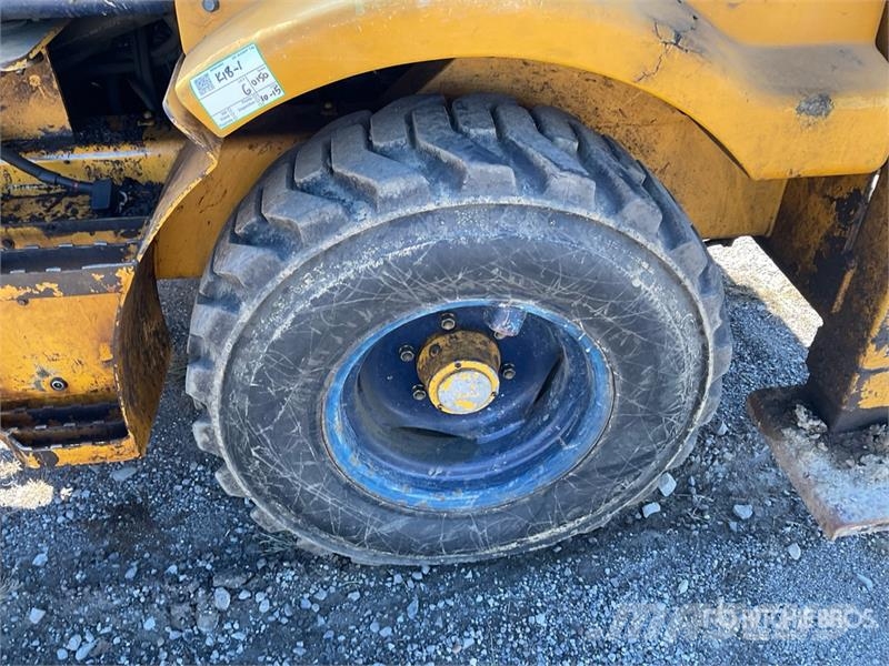 Fiori TA700 4x4 Backhoe Loader (Inoperable) Экскаваторы-погрузчики