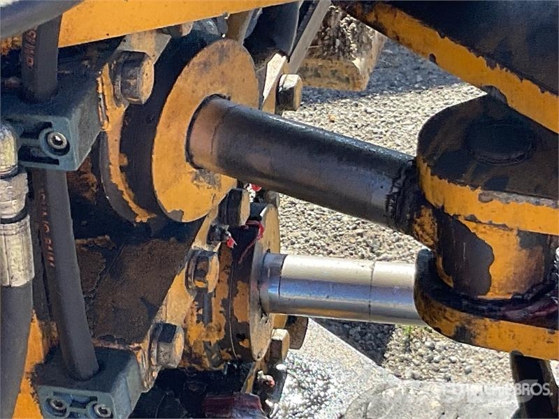  Flori Coyote 4x4 Backhoe Loader (Inoperable) لوادر ذات جرافات عكسية