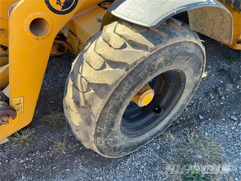  Flori Coyote 4x4 Backhoe Loader (Inoperable) لوادر ذات جرافات عكسية