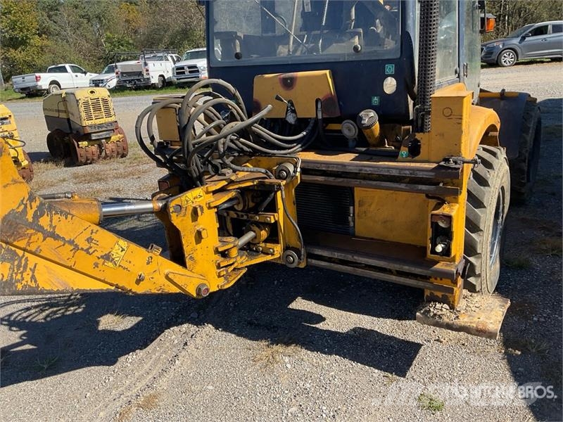  Flori Coyote 4x4 Backhoe Loader (Inoperable) لوادر ذات جرافات عكسية