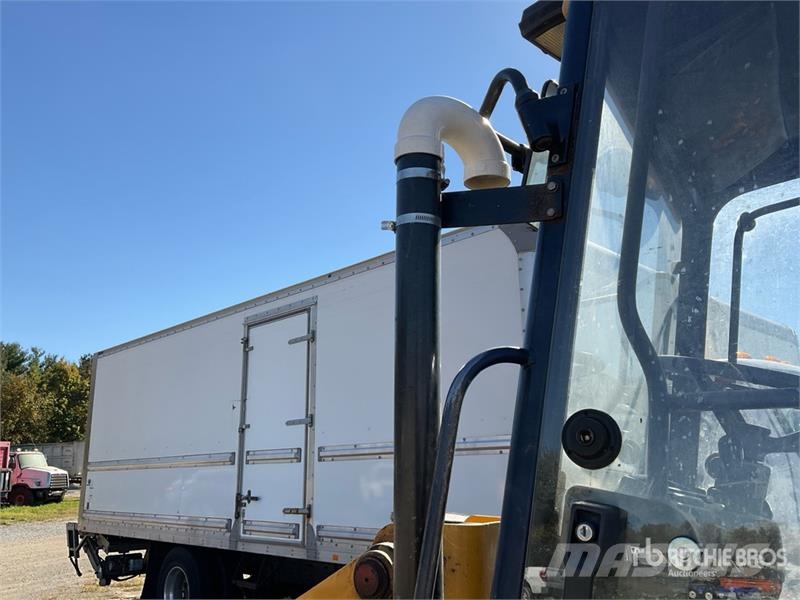  Flori Coyote 4x4 Backhoe Loader (Inoperable) لوادر ذات جرافات عكسية