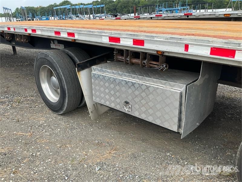 Fontaine 47 ft T/A Flatbed Trailer Valníky