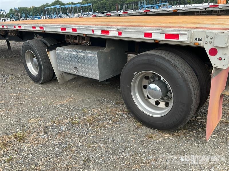Fontaine 47 ft T/A Flatbed Trailer Valníky
