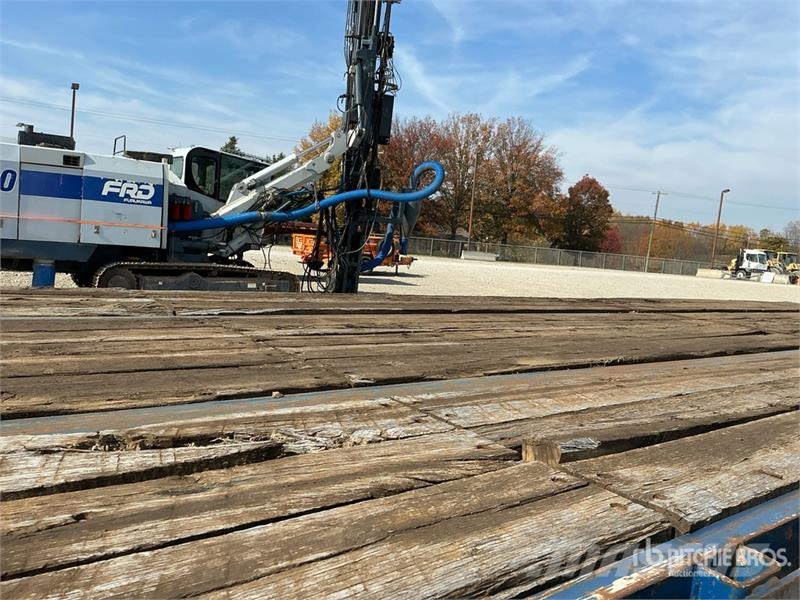 Fontaine 48 ft T/A Float Flatbed Trailer Platformas/izkraušana no sāniem