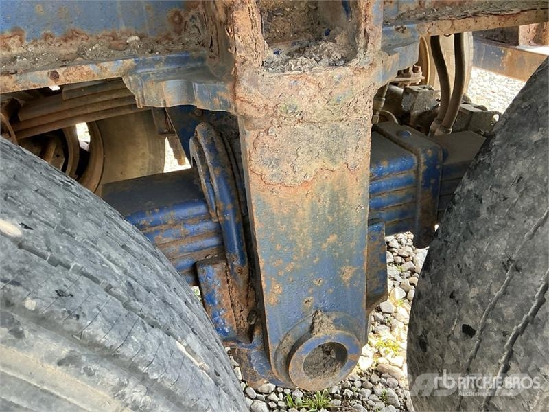 Fontaine 48 ft T/A Float Flatbed Trailer Platformas/izkraušana no sāniem