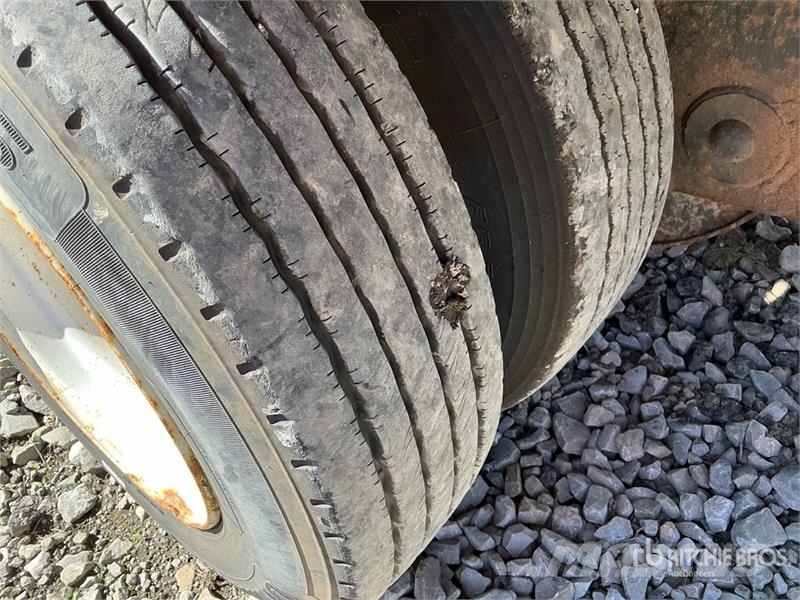 Fontaine 48 ft T/A Spread Axle Step Deck Trailer Низкорамные прицепы