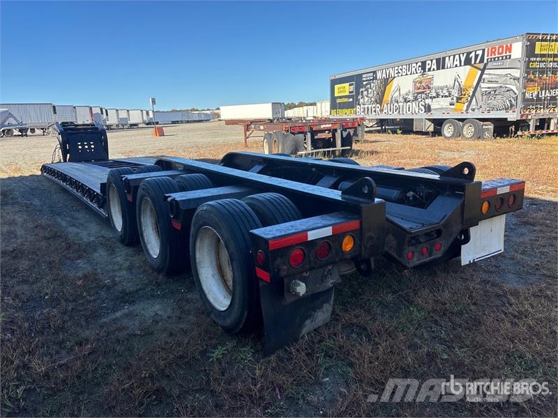 Fontaine Magnitude 55H 55 ton Tri/A Removable Gooseneck Low Góndola de cama rebajada