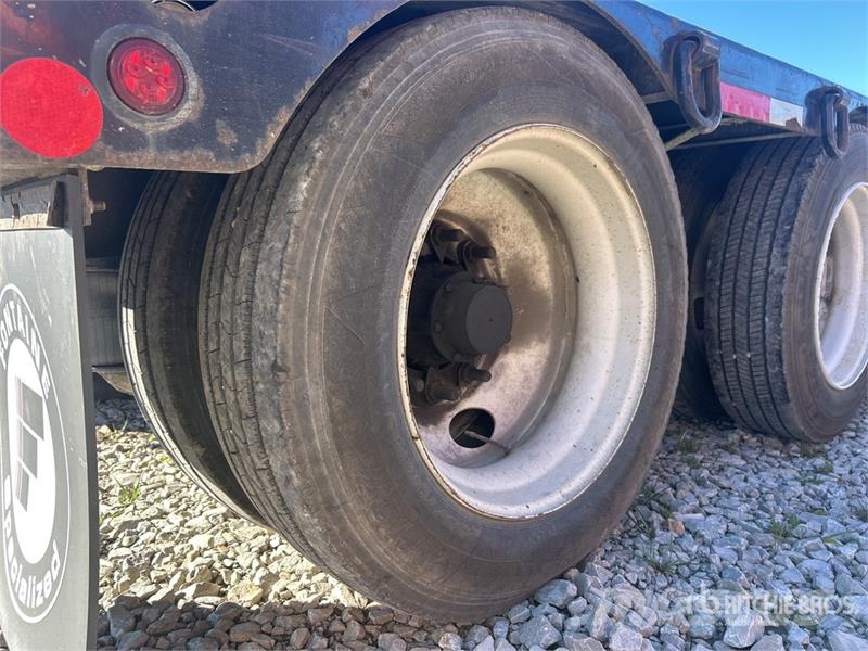 Fontaine Renegade LXT40 40 ton T/A 34 ft - 60 ft Extendable Zemie treileri