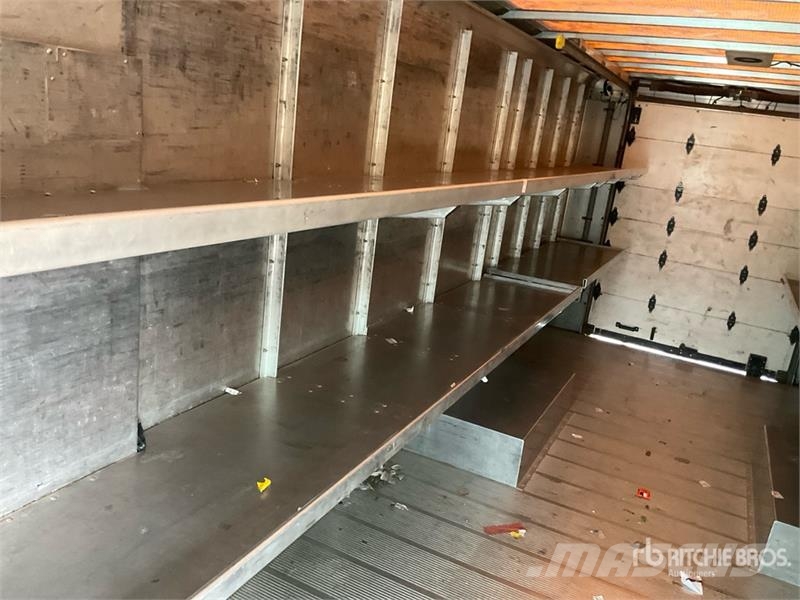 Ford 4x2 Step Van Furgooniga kaubikud