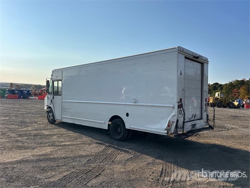 Ford 4x2 Step Van (Inoperable) Lätta lastbilar