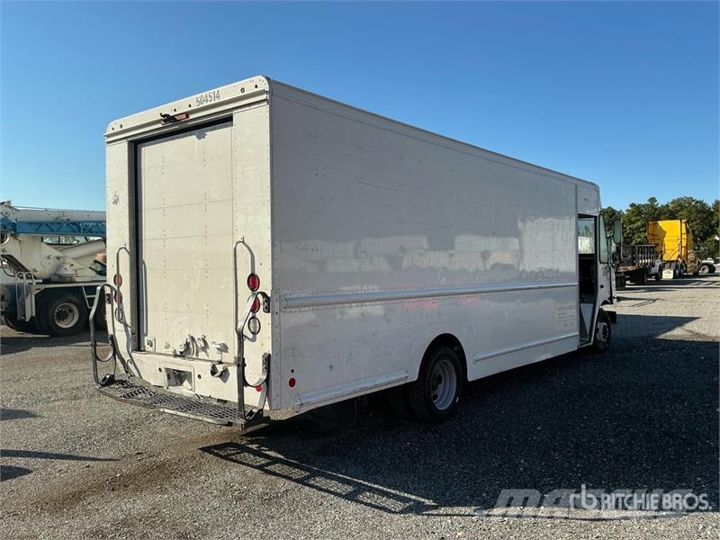 Ford 4x2 Step Van (Inoperable) Fourgon