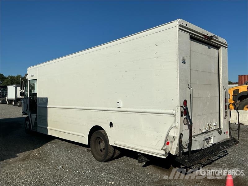 Ford 4x2 Step Van (Inoperable) Fourgon