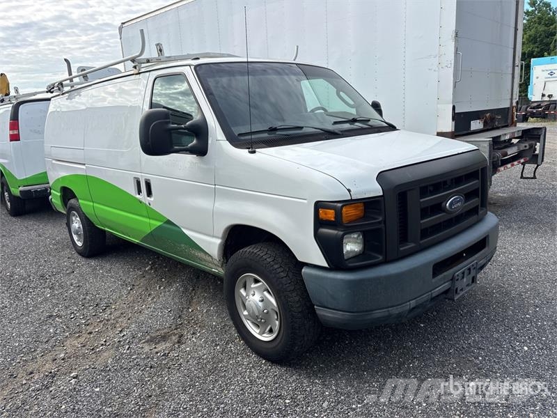 Ford E-250 Κλούβες με συρόμενες πόρτες