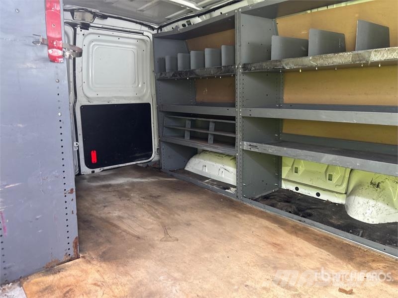 Ford E-250 Κλούβες με συρόμενες πόρτες