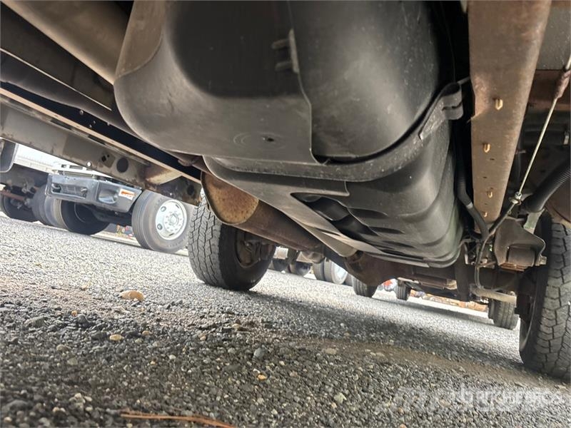 Ford E-250 Κλούβες με συρόμενες πόρτες