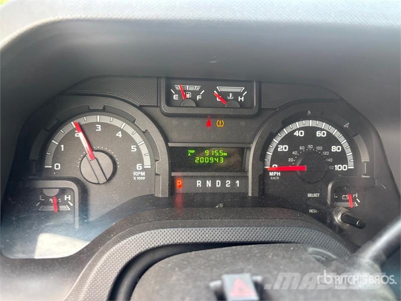 Ford E-250 Κλούβες με συρόμενες πόρτες