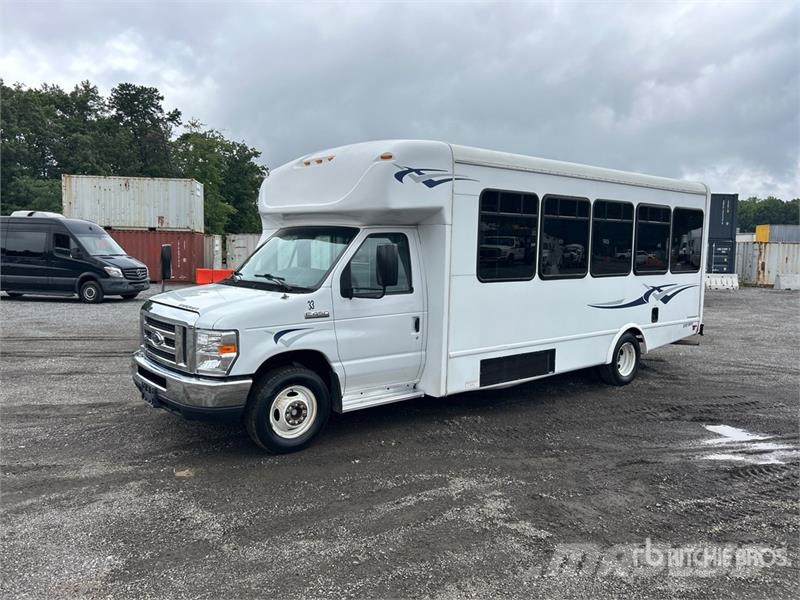 Ford E-450 4x2 23-Seat Transit Bus Mini-bus