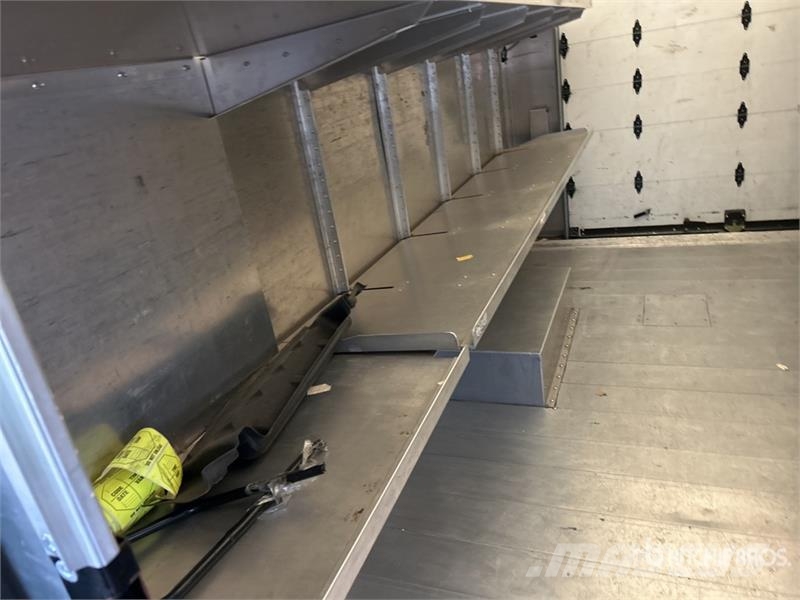 Ford E-450 4x2 Step Van Skriňová nadstavba