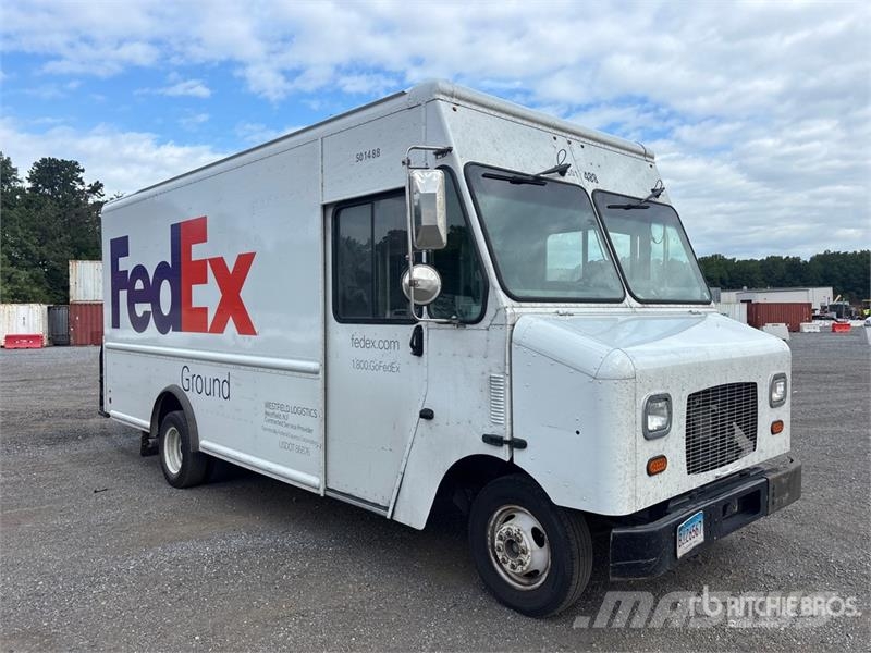 Ford E-450 4x2 Step Van 車廂