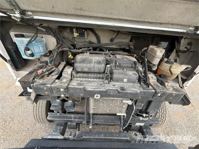 Ford E-450 4x2 Step Van 車廂