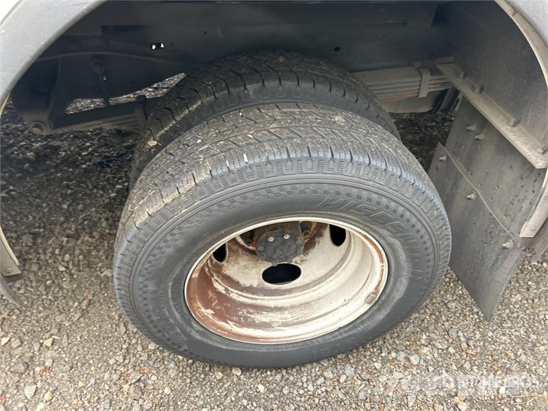 Ford E-450 4x2 Step Van Skriňová nadstavba