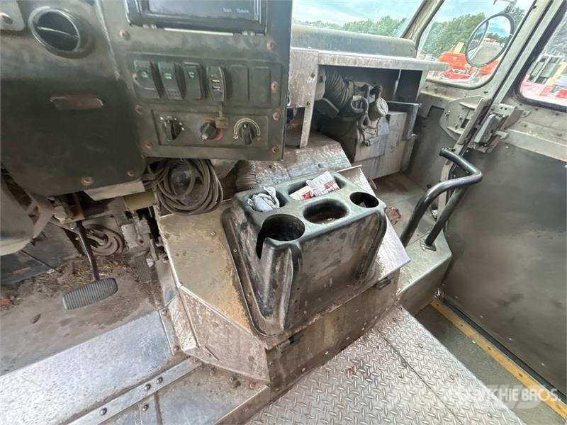 Ford E-450 4x2 Step Van 車廂