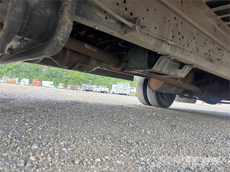 Ford E-450 4x2 Step Van 車廂