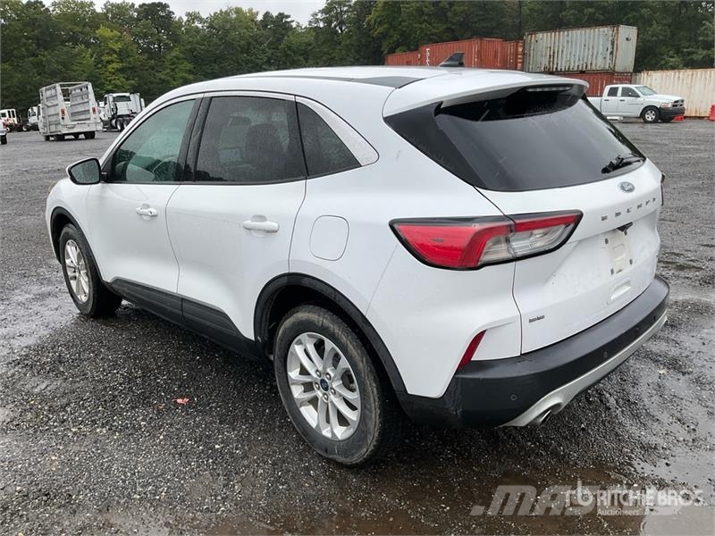 Ford Escape 2WD SUV PKWs