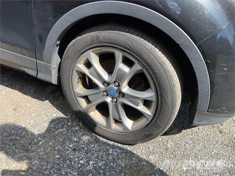 Ford Escape 2WD SUV (Inoperable) Коли