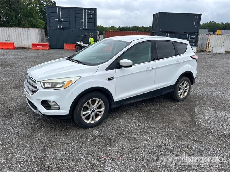 Ford Escape SE 4WD SUV 자동차
